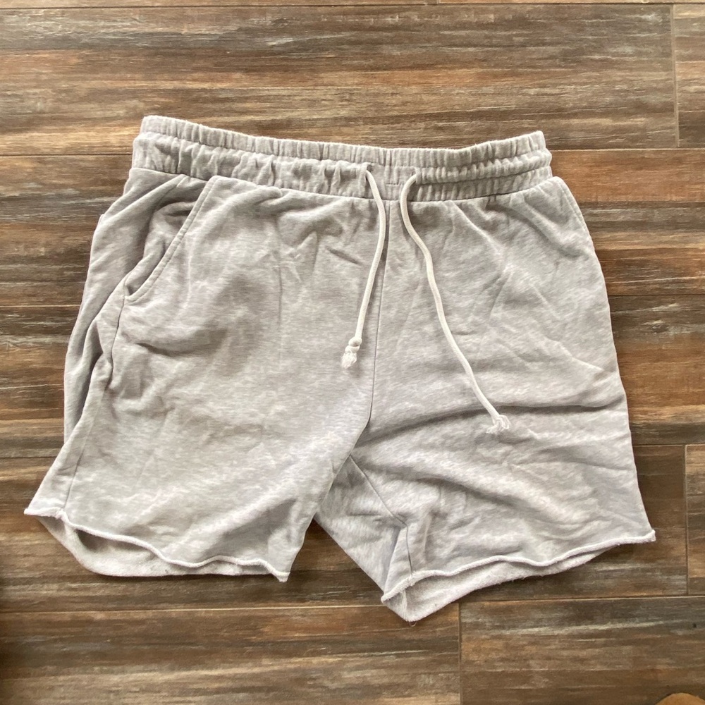H&M grey shorts